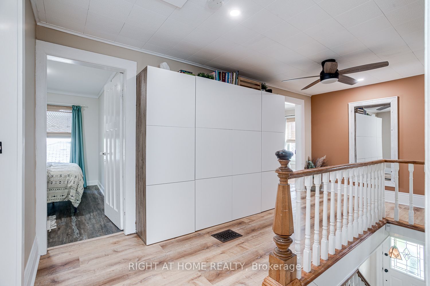 15474 Simcoe St
