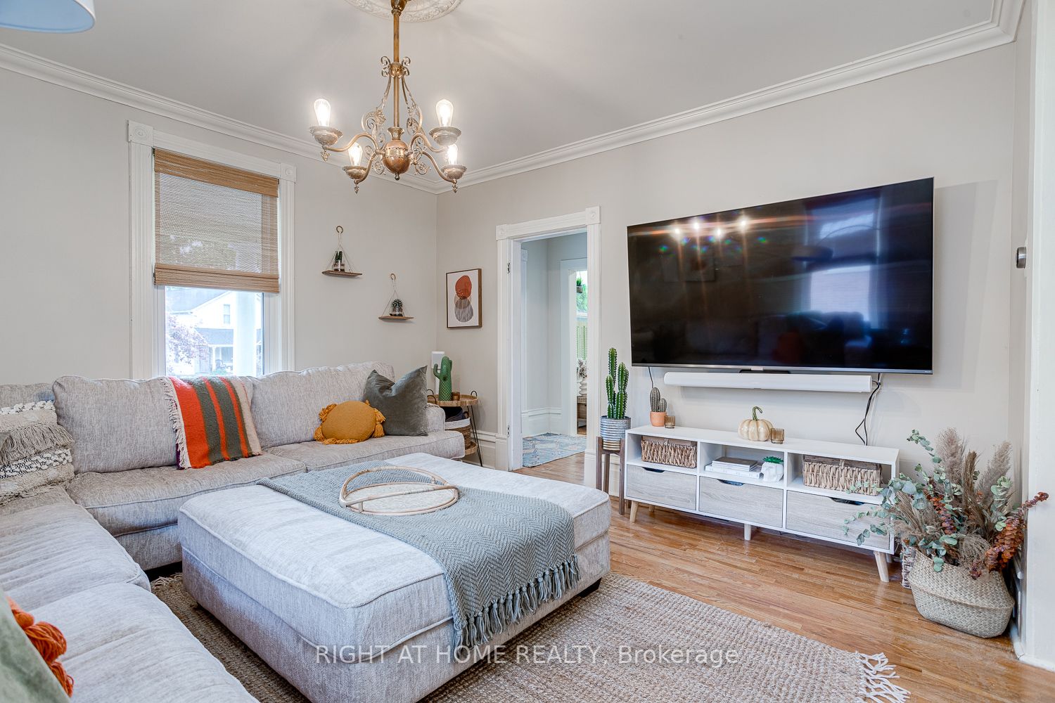 15474 Simcoe St