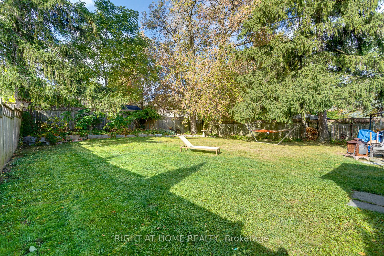 15474 Simcoe St