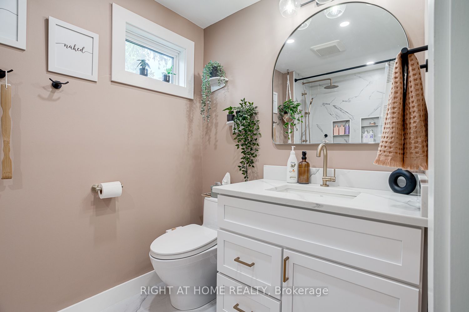 15474 Simcoe St