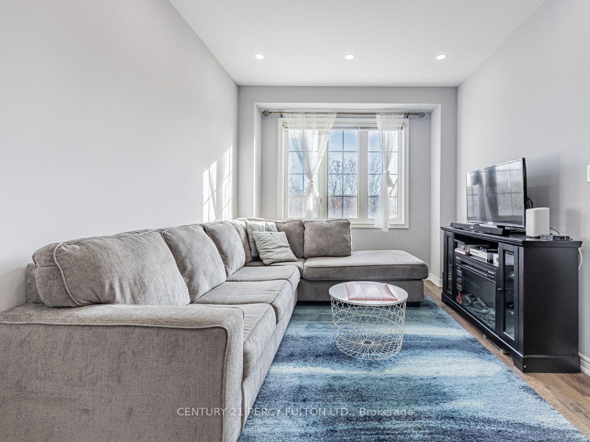 13 Collis Lane, #154