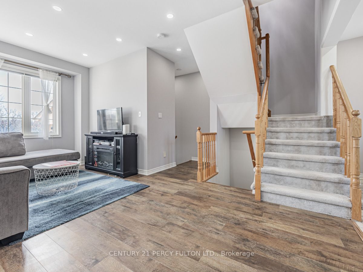 13 Collis Lane, #154