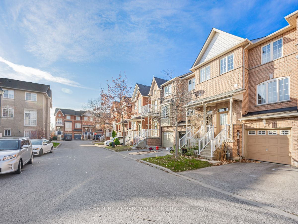 13 Collis Lane, #154