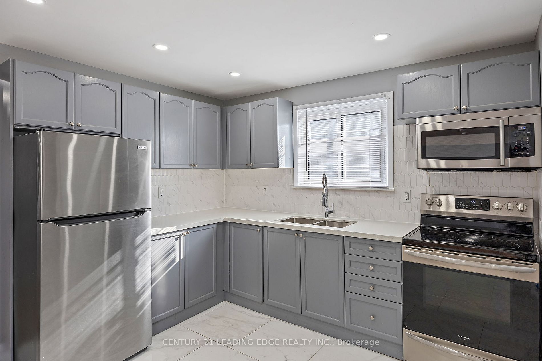 159 Cadillac Ave S