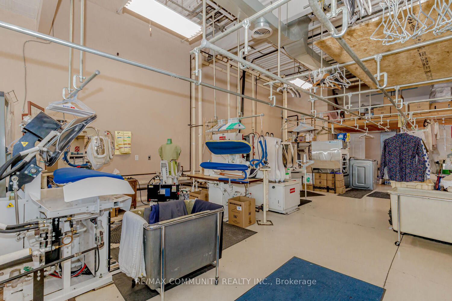 501 Coldstream Dr, #5