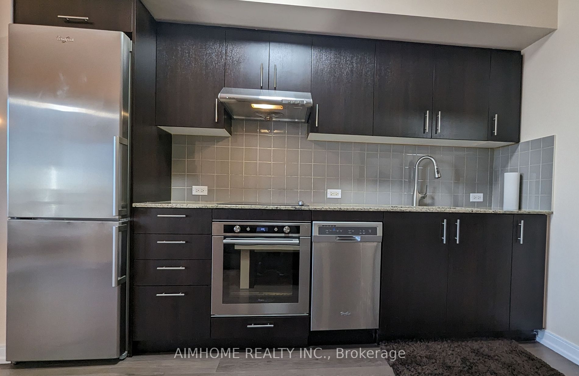 255 Village Green Sq, #1010