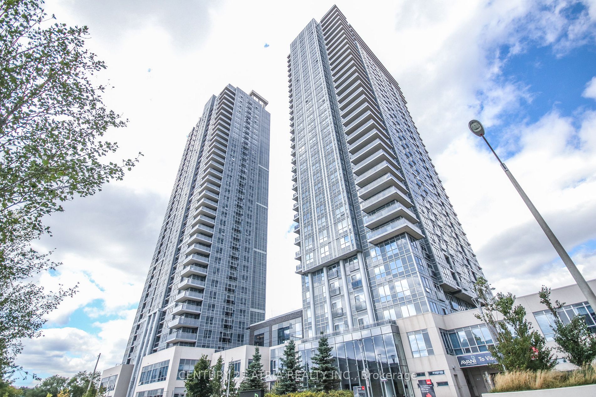 255 Village Green Sq, #1910