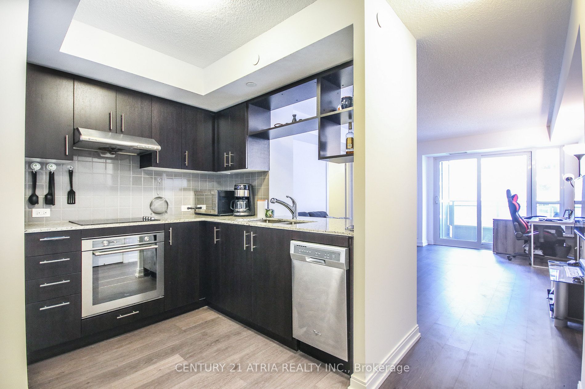 255 Village Green Sq, #1910