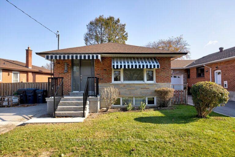 121 Hiscock Blvd