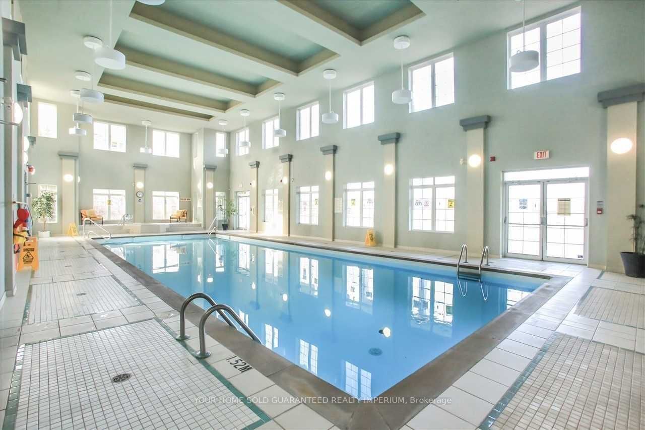 50 Lakebreeze Dr, #222