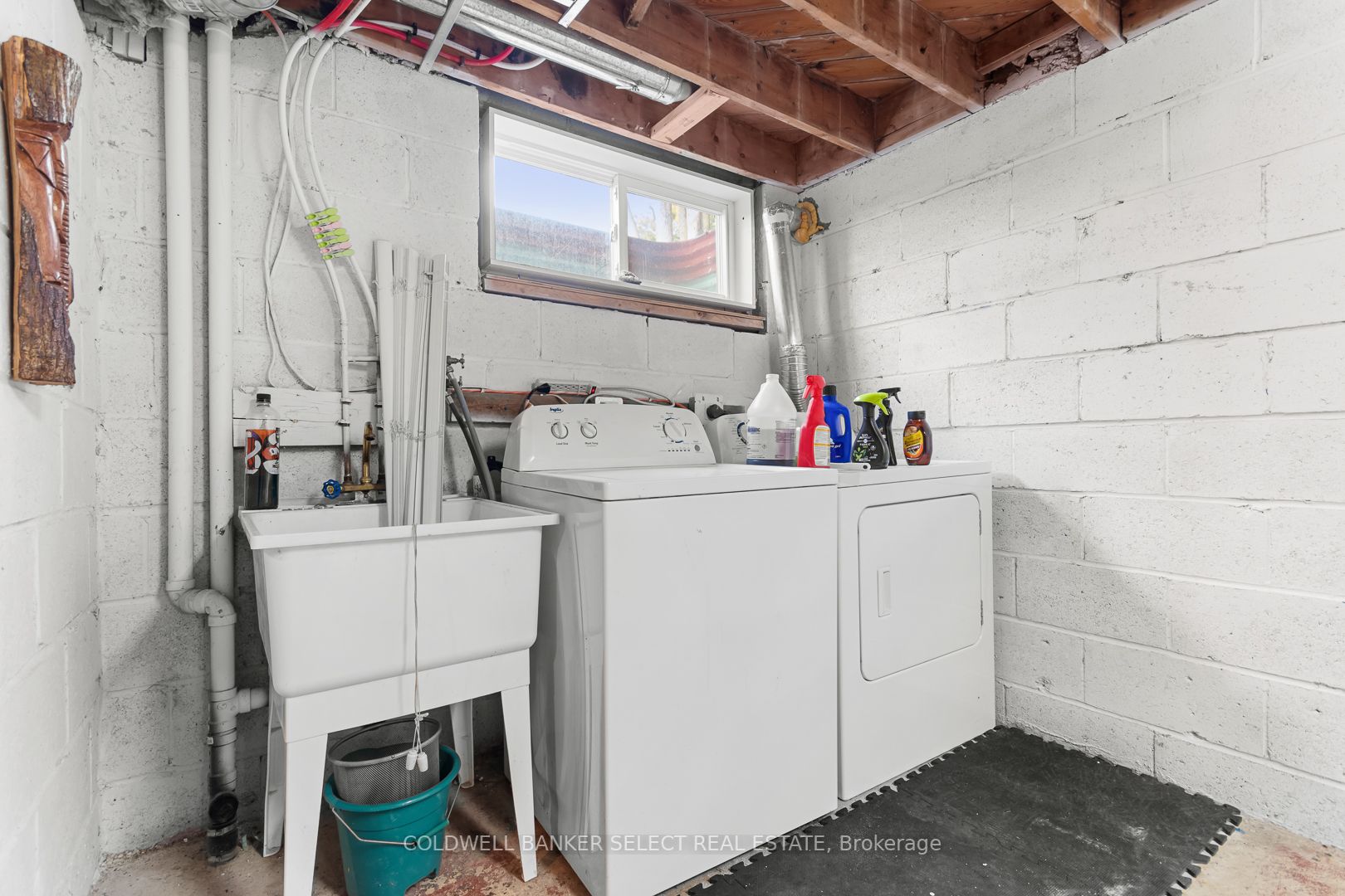 1 Autumn Ave, #7