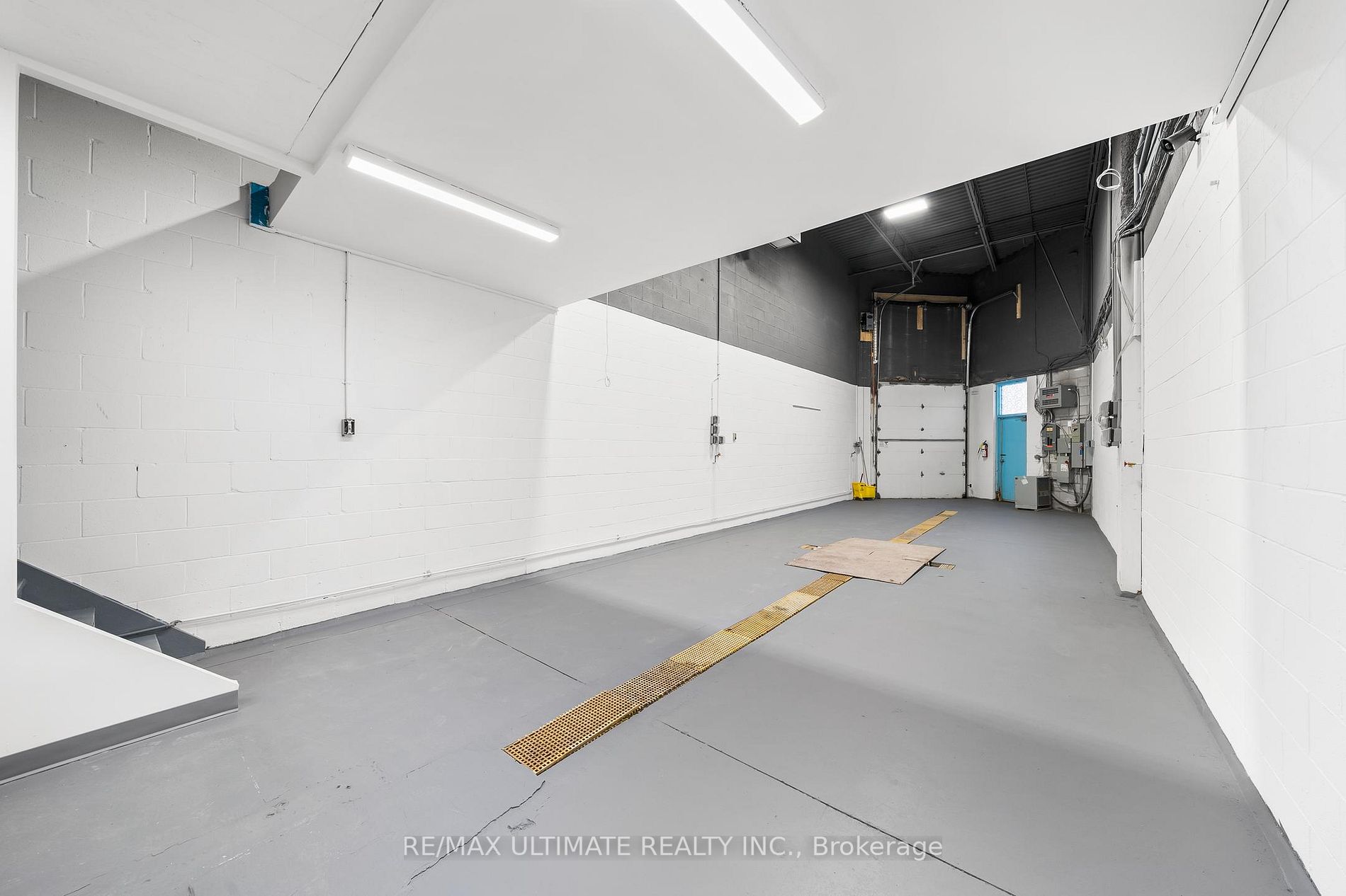 210 Silver Star Blvd, #823