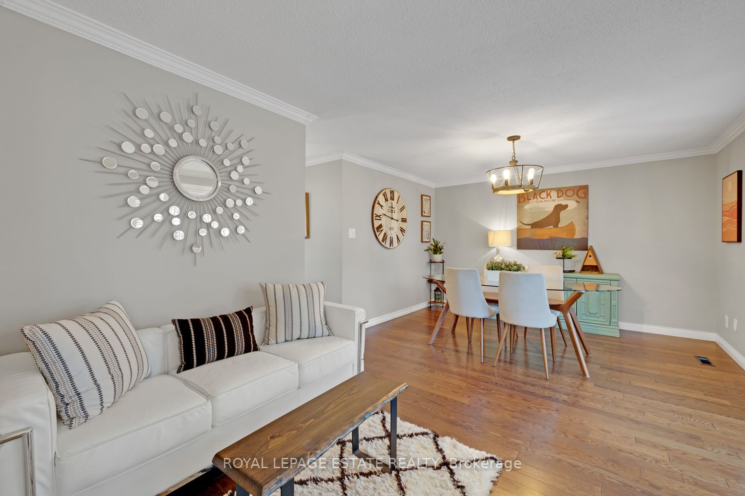 26 Lewin Cres