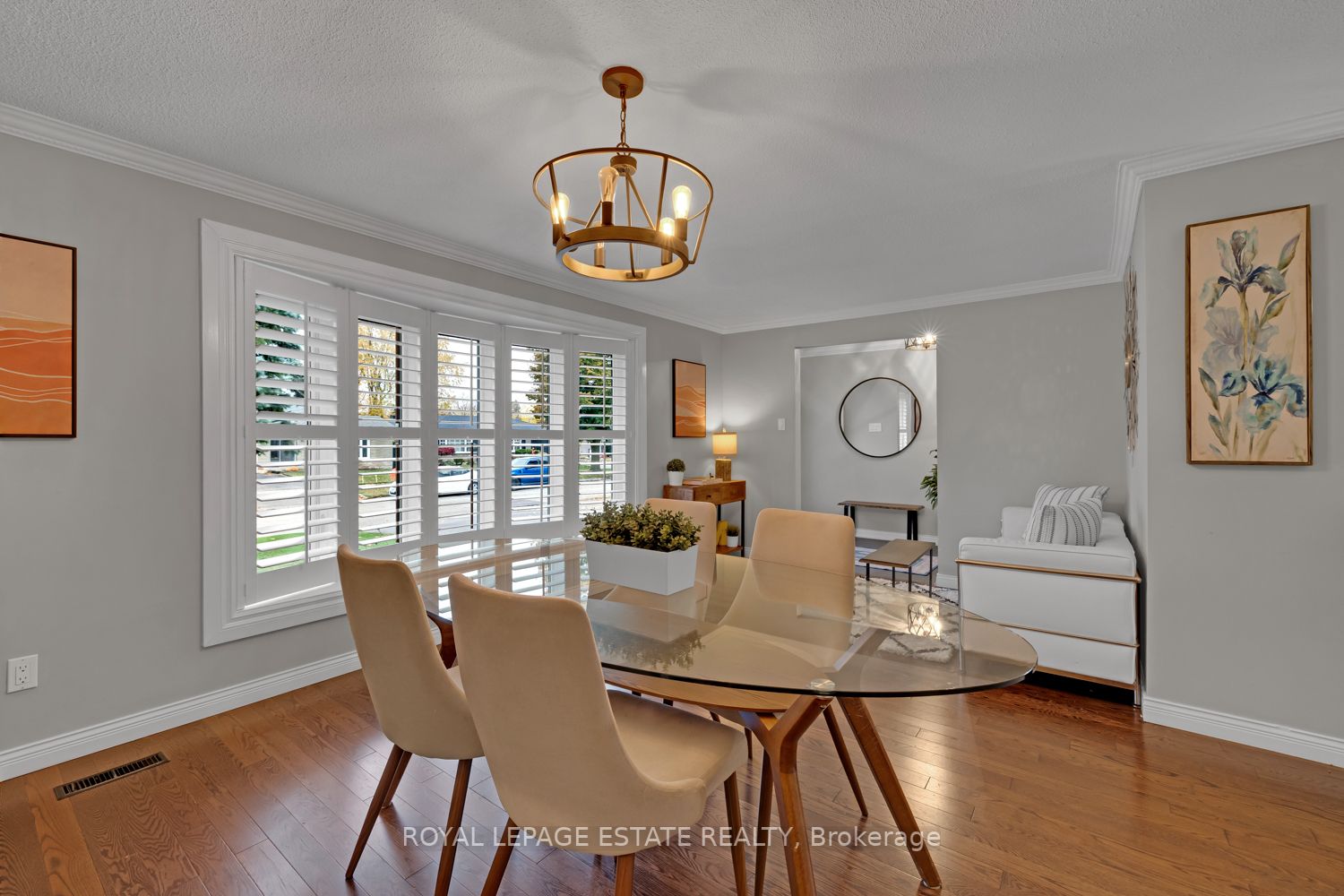 26 Lewin Cres