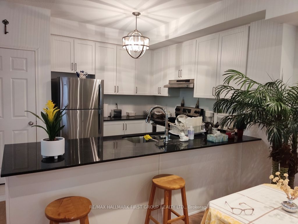1060 St. Hilda's Way, #5