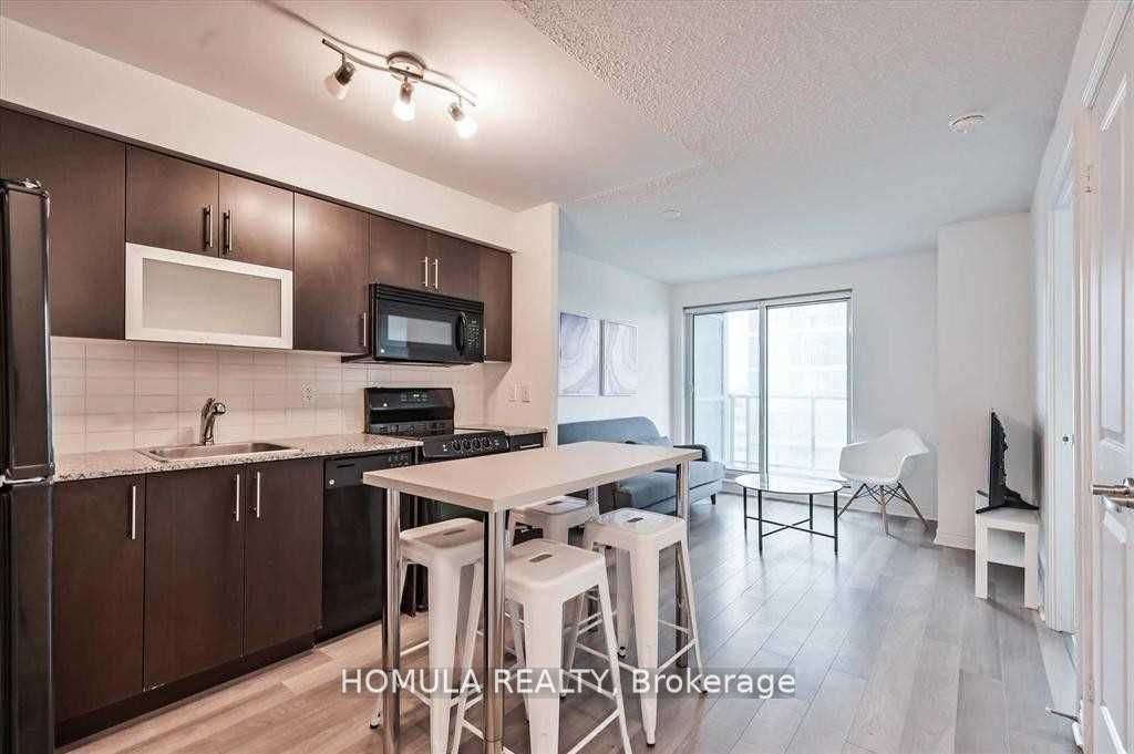 50 Town Centre Crt, #1706