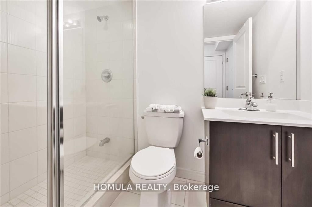 50 Town Centre Crt, #1706