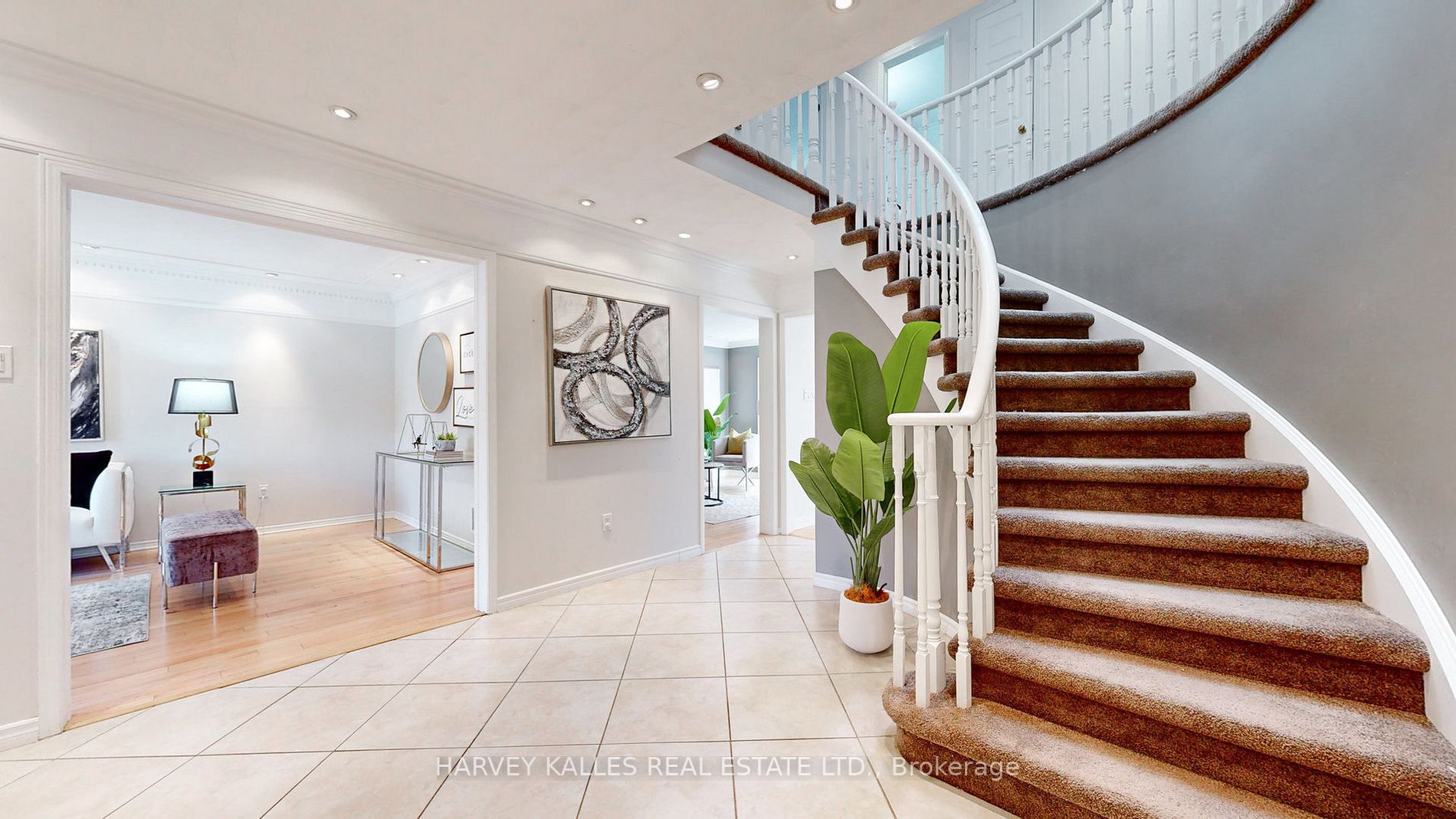 76 Rollo Dr