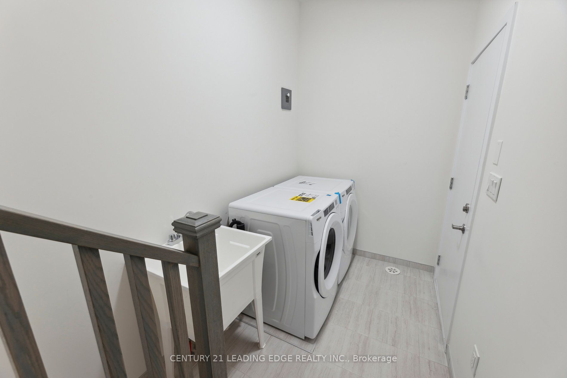 20 Lively Way, #Upper