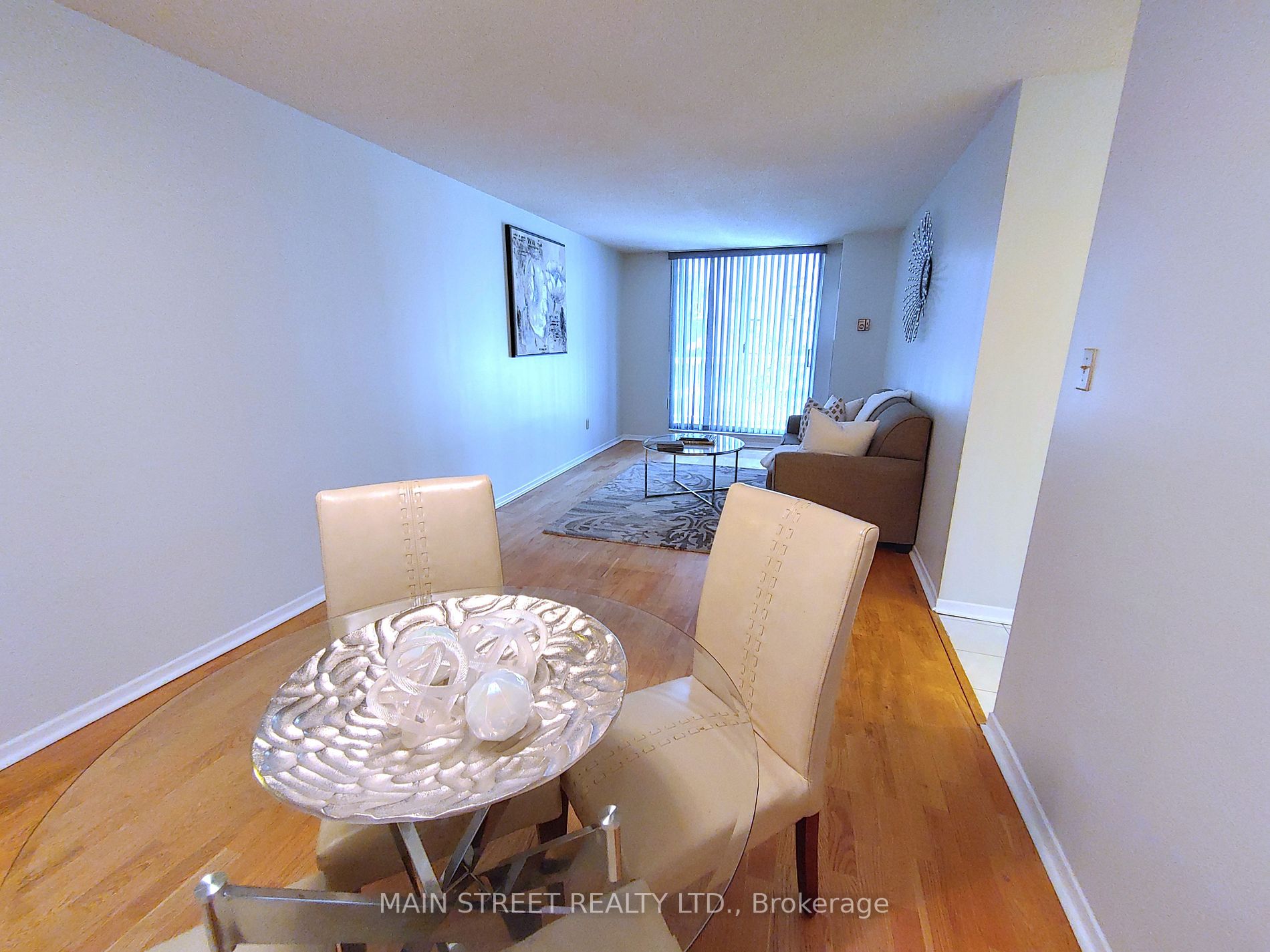 15 Sewells Rd, #302