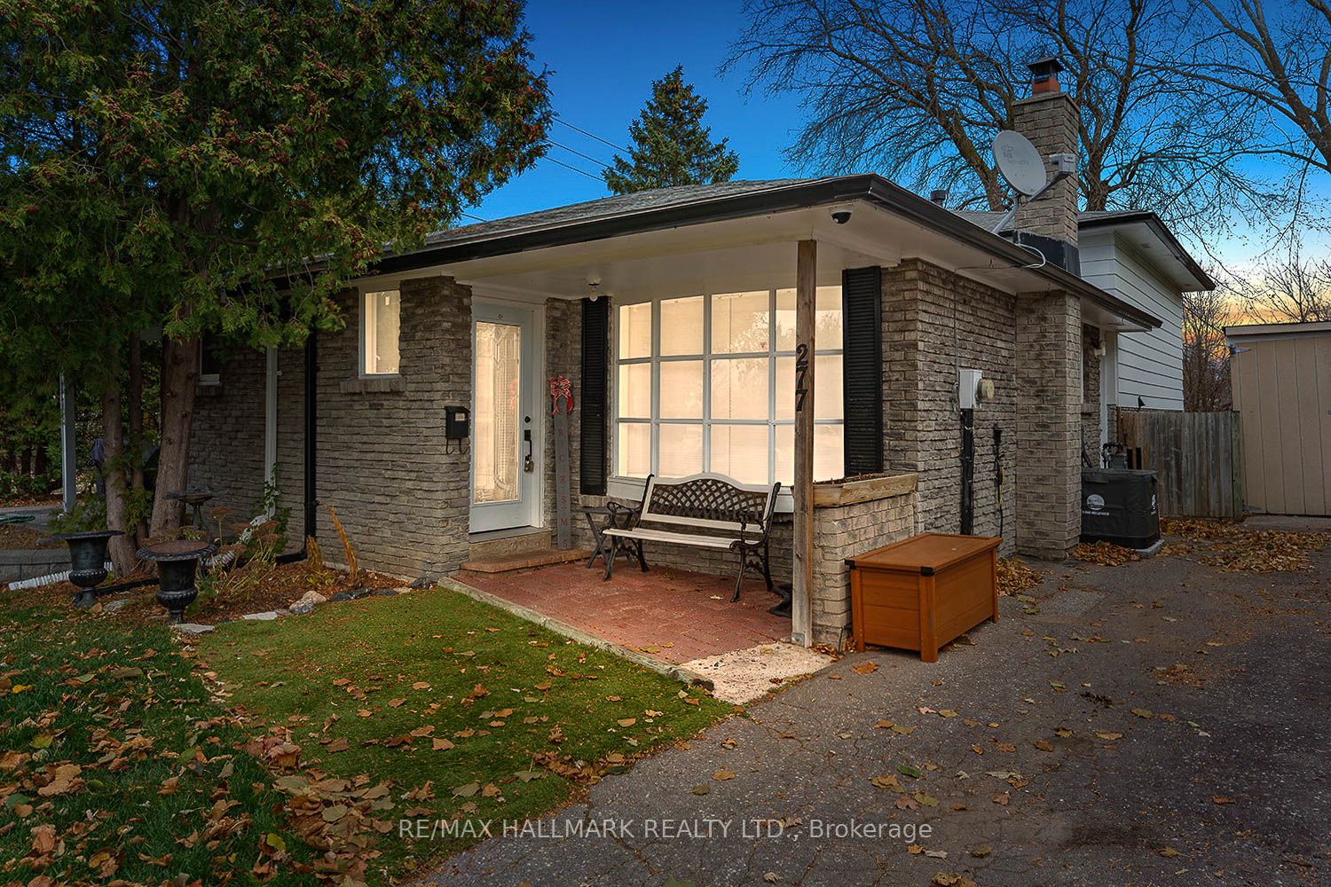 277 Coventry Crt