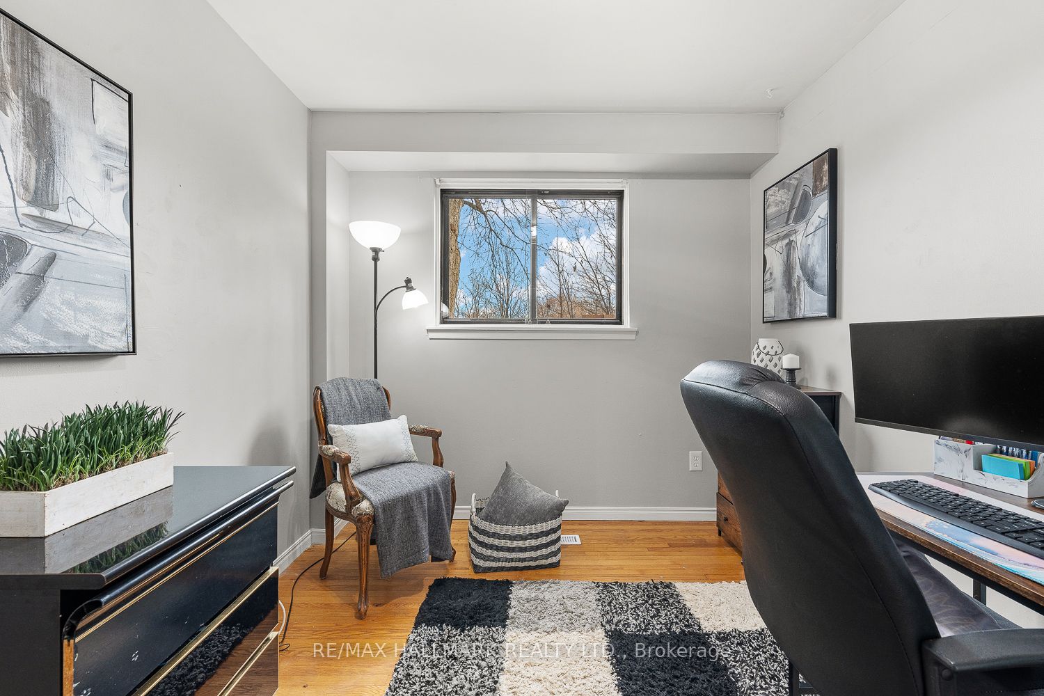 277 Coventry Crt