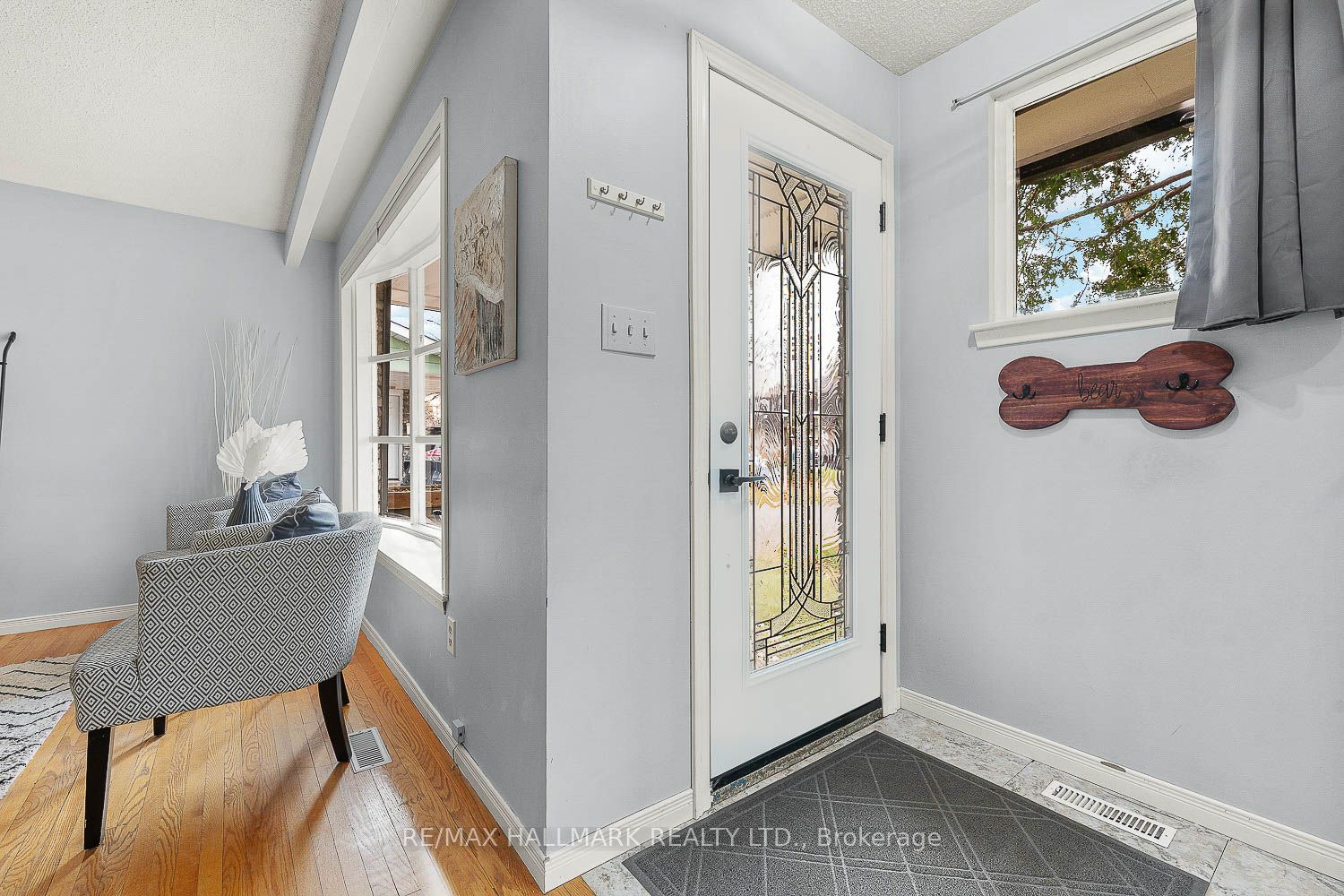 277 Coventry Crt