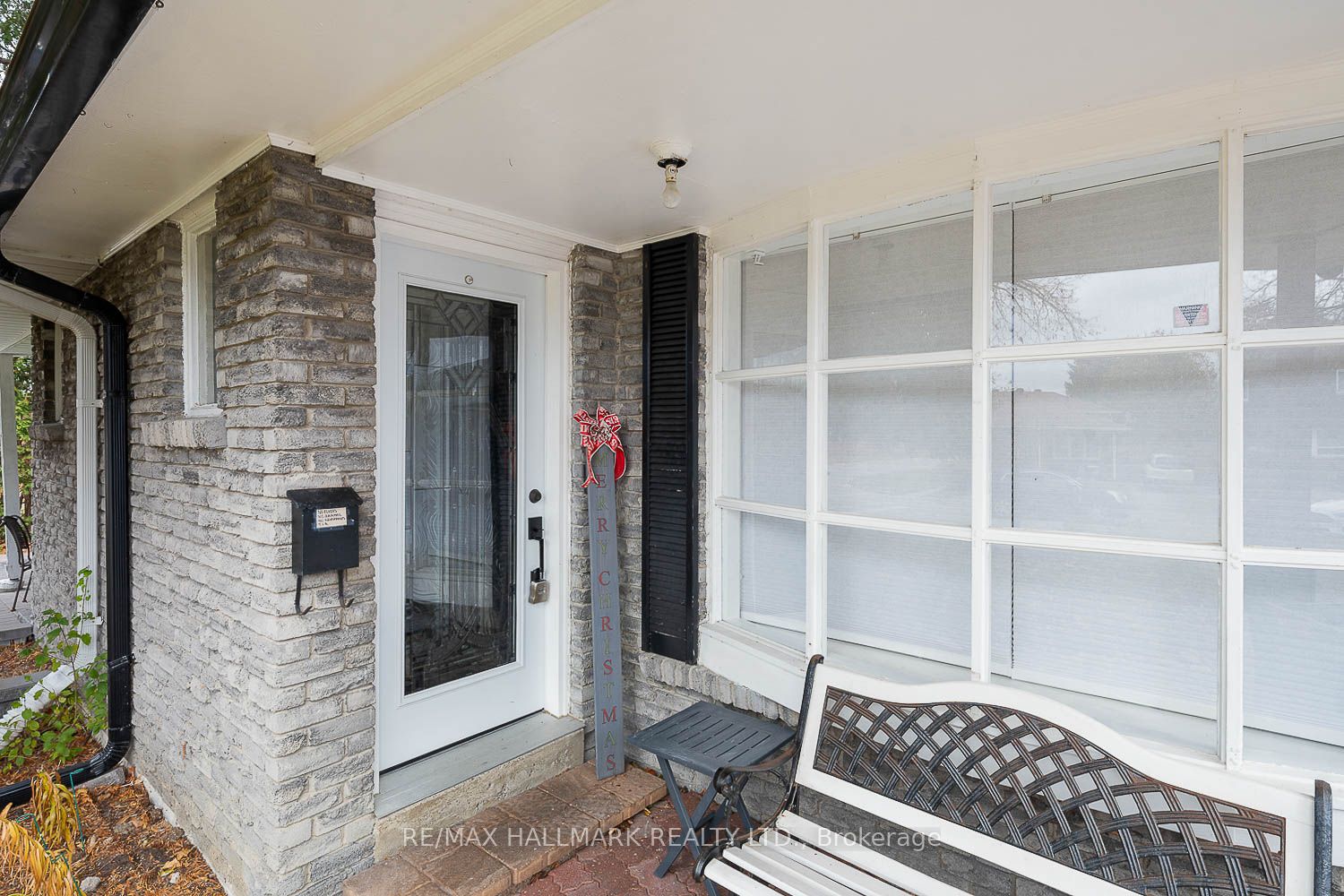 277 Coventry Crt