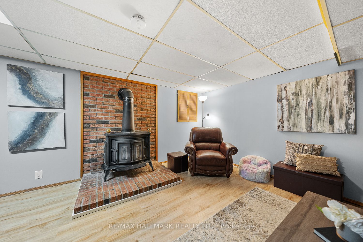 277 Coventry Crt