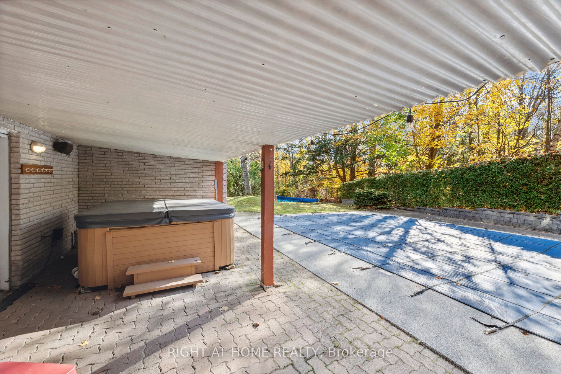 500 Old Brampton Crt