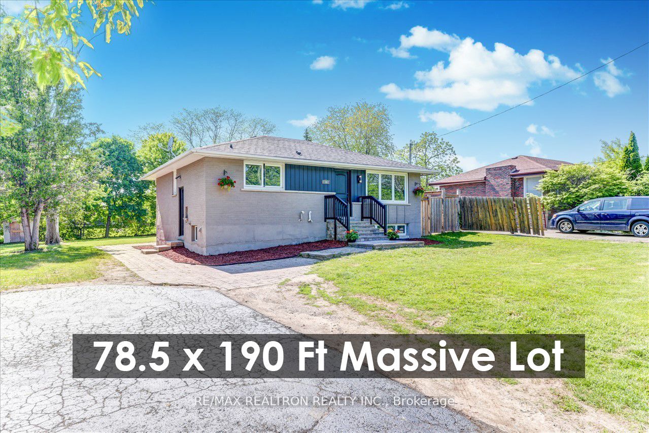 66 Thickson Rd N, #Main