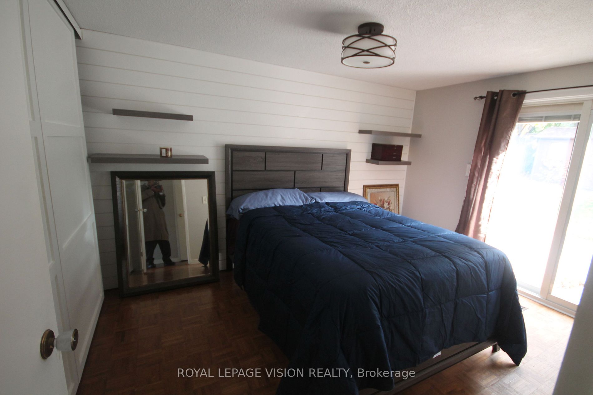 1133 Norman Cres