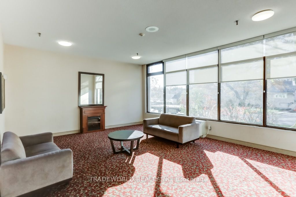 1 Reidmount Ave, #1003