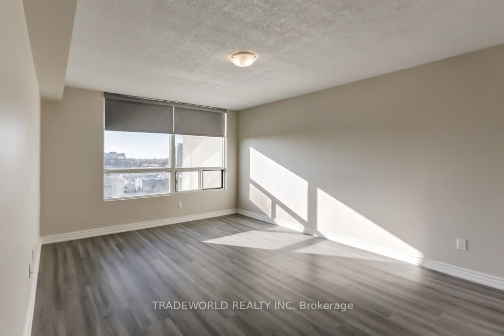 1 Reidmount Ave, #1003