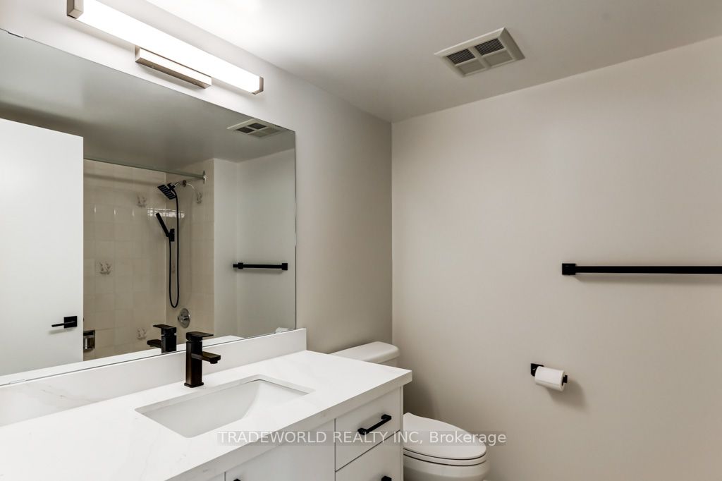 1 Reidmount Ave, #1003