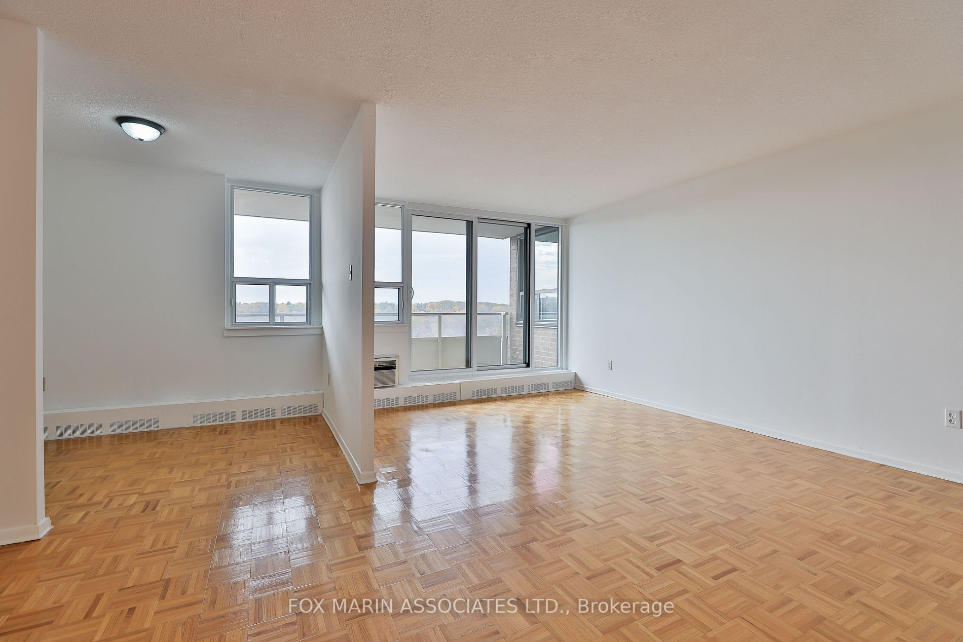 15 Torrance Rd, #905