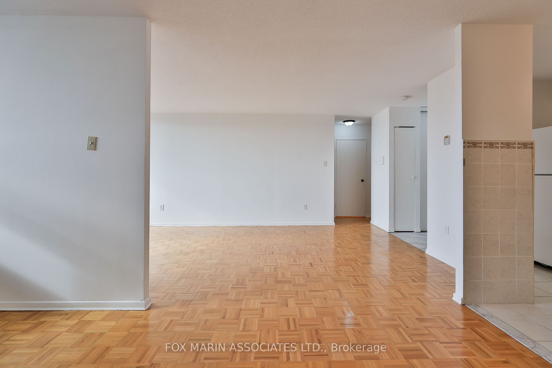 15 Torrance Rd, #905