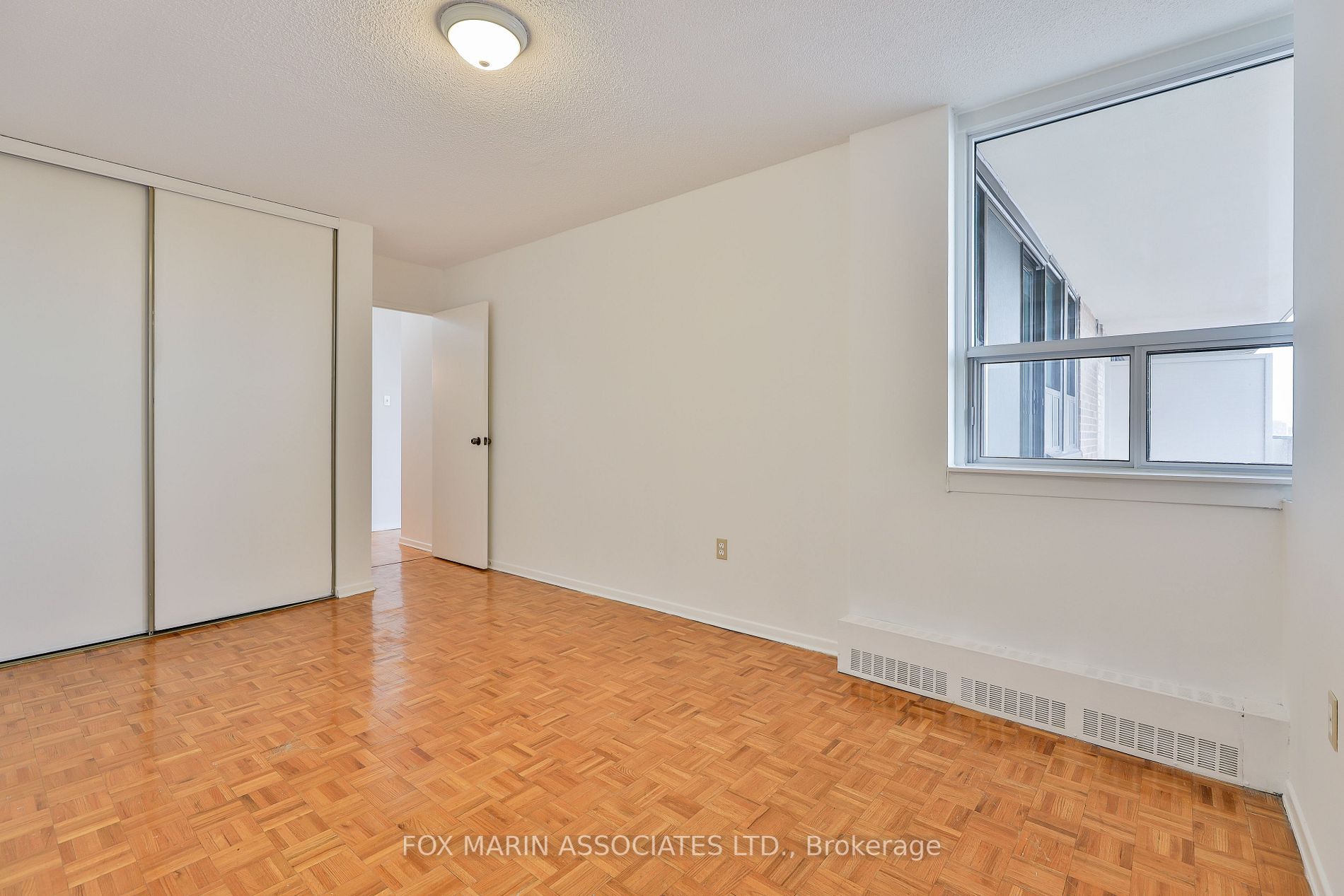 15 Torrance Rd, #905