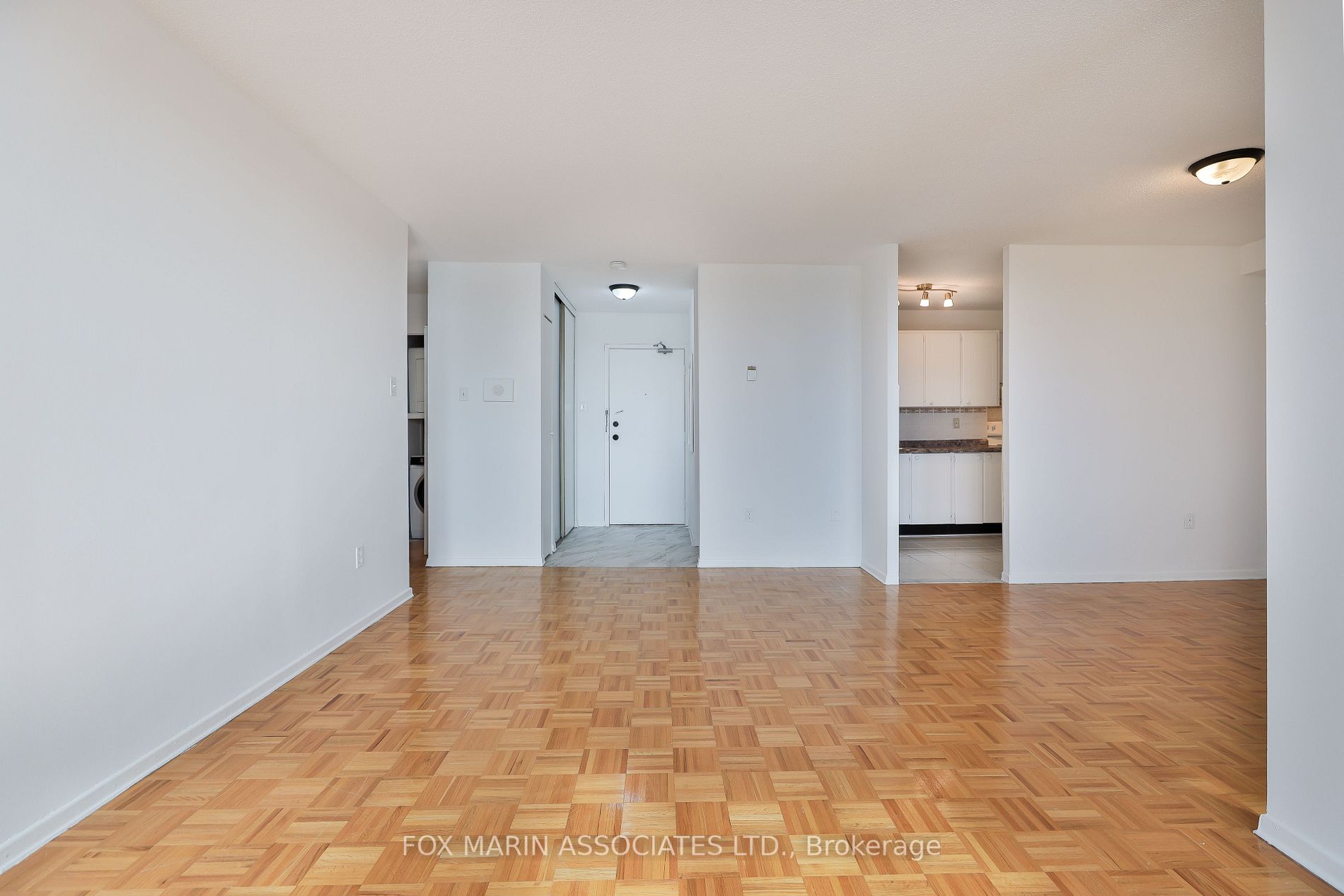 15 Torrance Rd, #905