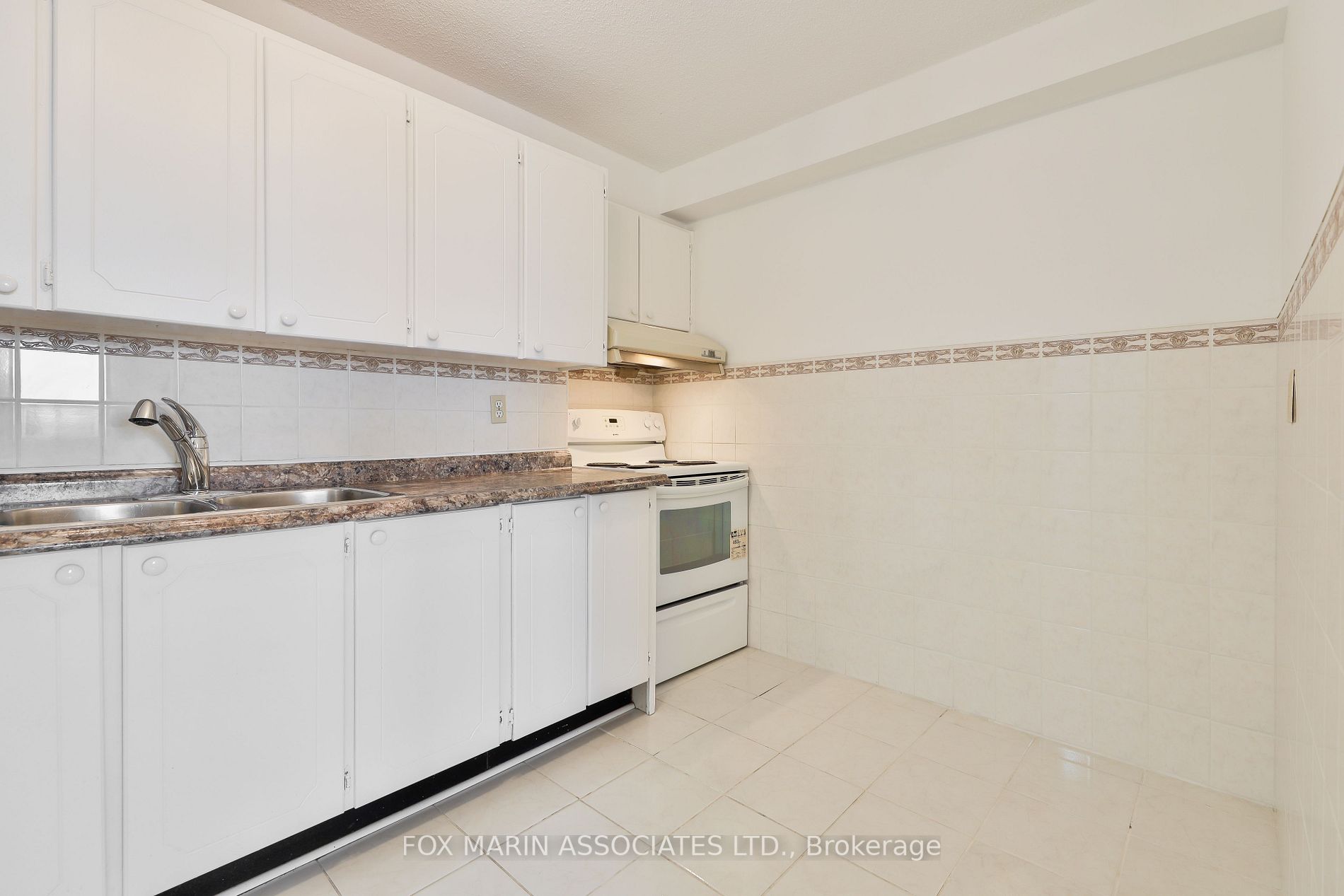 15 Torrance Rd, #905