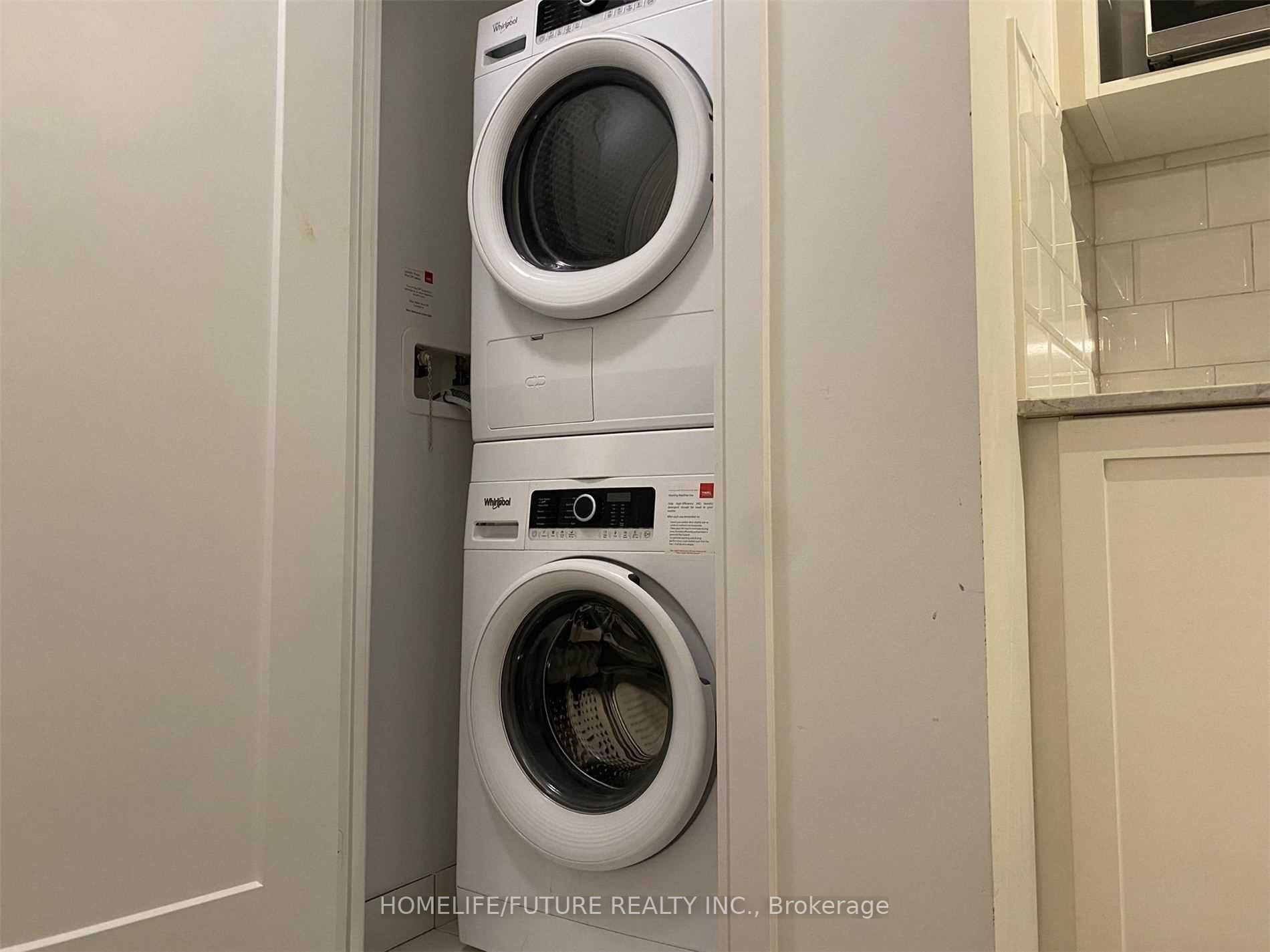 275 Village Green Sq, #3121