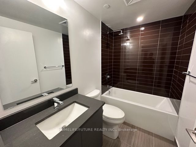 2033 Kennedy Rd, #903