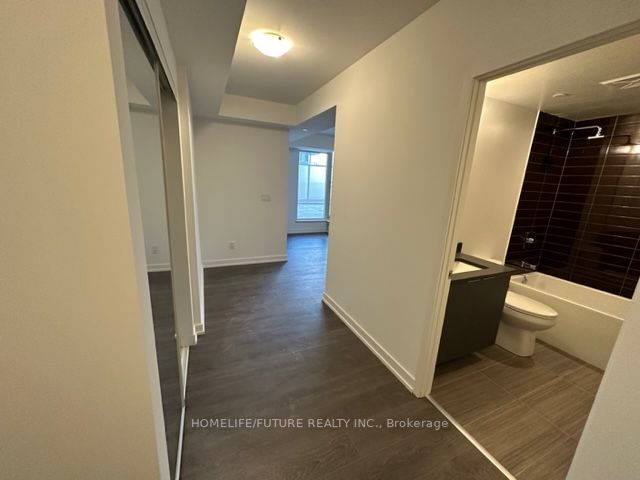 2033 Kennedy Rd, #903
