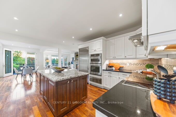 1445 Old Forest Rd