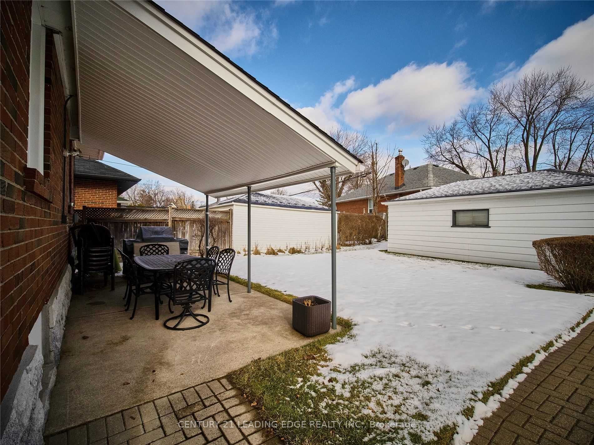15 Willowhurst (Bsmt) Cres