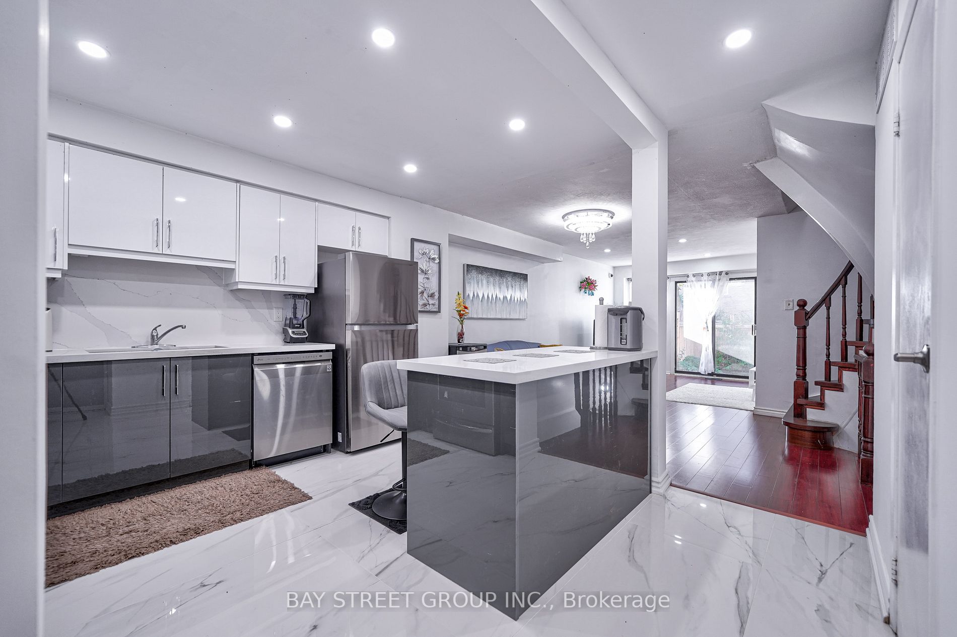 58 Tambrook Dr