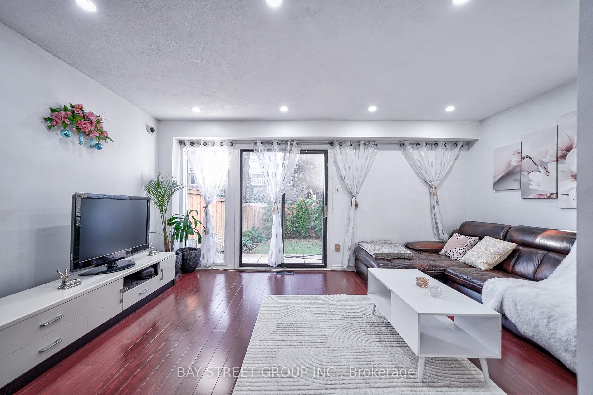 58 Tambrook Dr