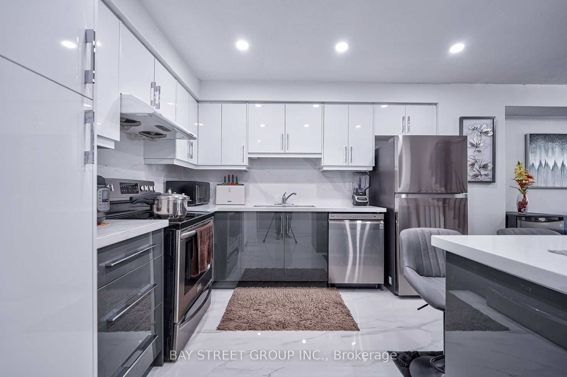 58 Tambrook Dr