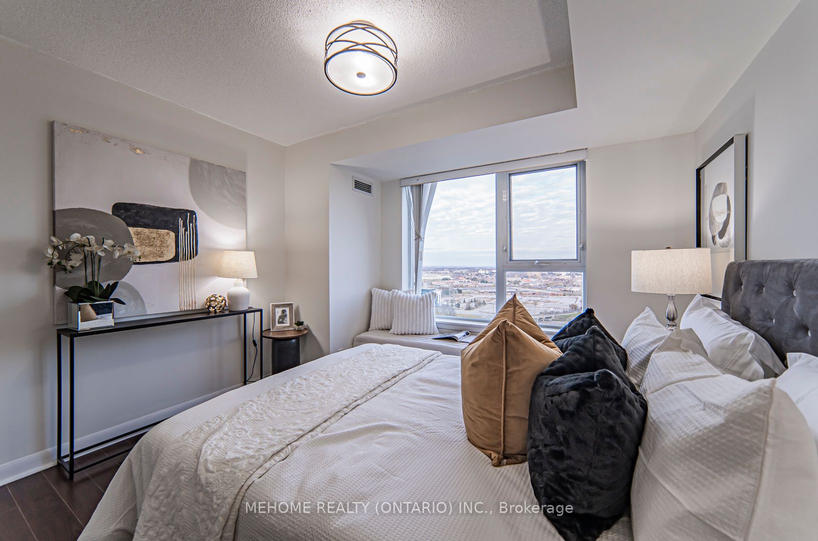 25 Town Centre Crt, #2502