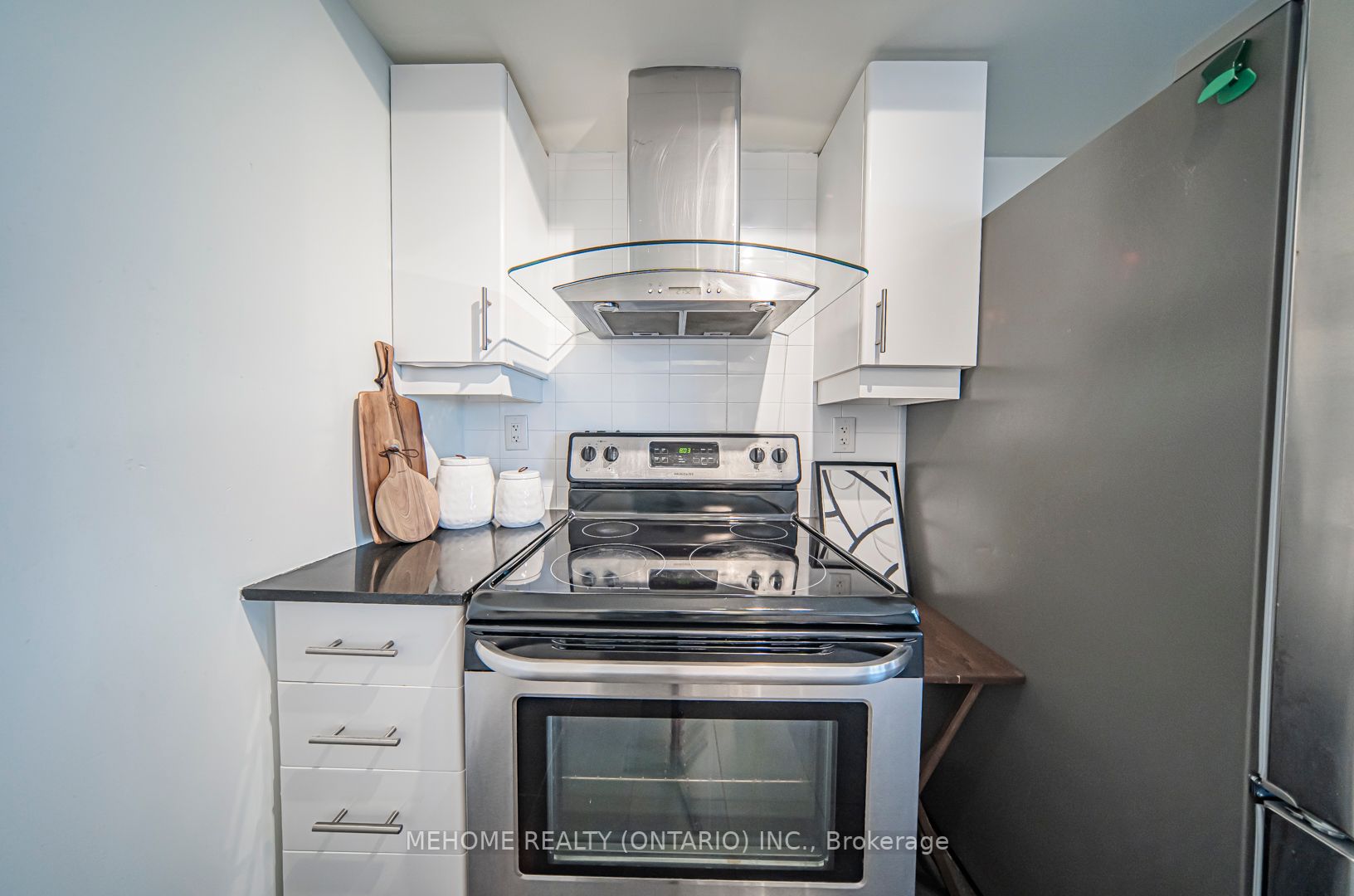 25 Town Centre Crt, #2502